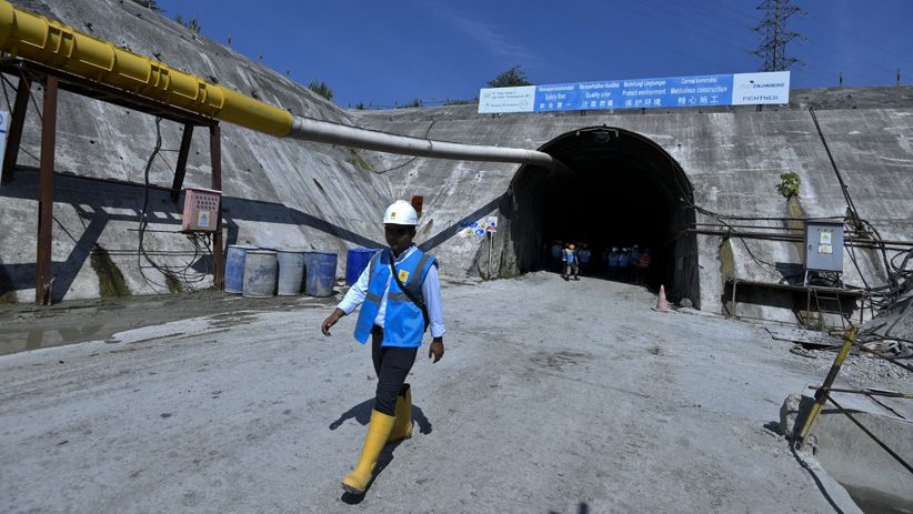 Melihat Progres Pembangunan PLTA Jatigede Berkapasitas 2x55 MW - Bagian 4