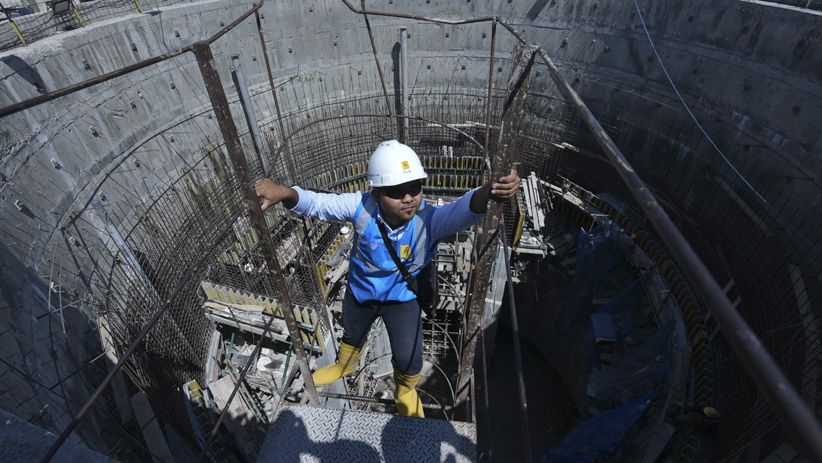 Melihat Progres Pembangunan PLTA Jatigede Berkapasitas 2x55 MW - Bagian 1