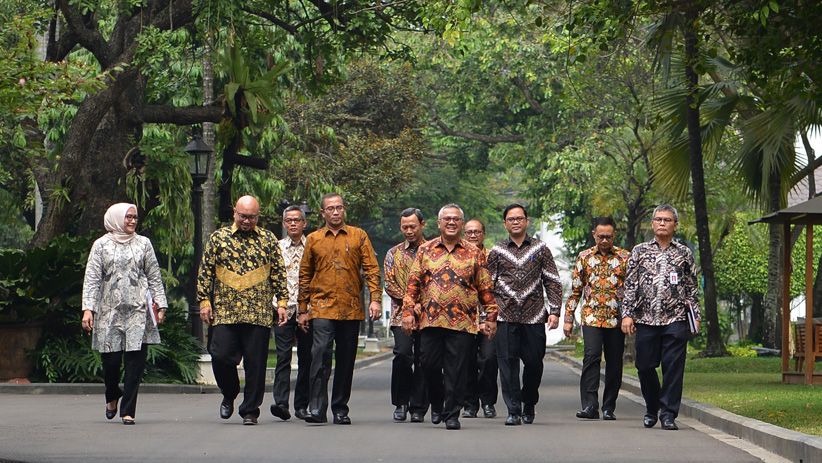 KPU Lapor Hasil Pelaksanaan Pilkada 2018 ke Presiden Jokowi - Bagian 1