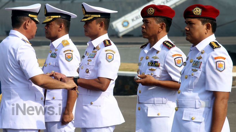 Pangkoarmada II Pimpin Sertijab Danlantamal XIII dan Dansatkopaska - Bagian 6