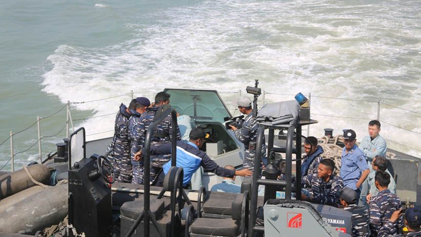 Meriam 30 Mm KRI Tombak-629 Berhasil Hancurkan Sasaran - Bagian 2