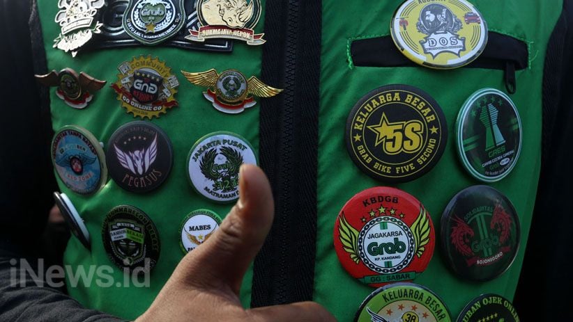 Ratusan Driver Ojek Online Tagih Payung Hukum ke Pemprov Jatim - Bagian 5