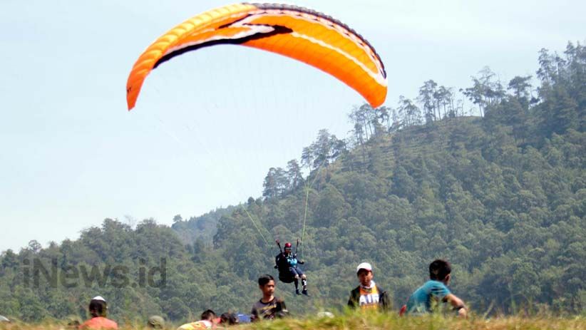 117 Atlet Paralayang Dunia Ramaikan Paragliding Accuracy World Cup 2018 - Bagian 3