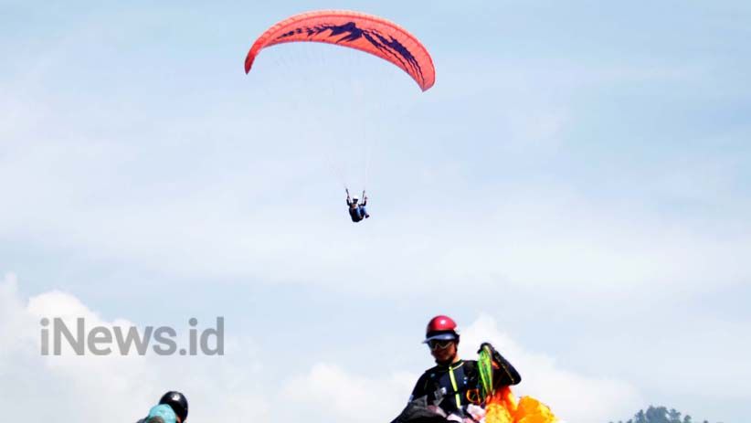 117 Atlet Paralayang Dunia Ramaikan Paragliding Accuracy World Cup 2018 - Bagian 2