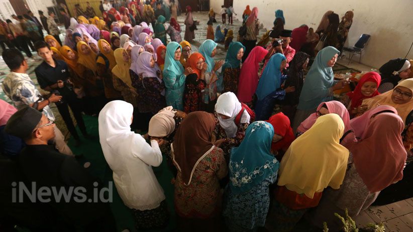 Cegah Paham Radikalisme, Khofifah Tekankan Ajaran Ahlussunnah Wal Jamaah - Bagian 2