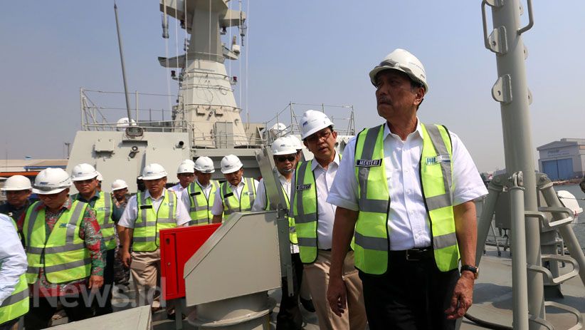 Luhut Cek Proyek Kapal Pesanan Kemenhan di PT PAL Surabaya - Bagian 2