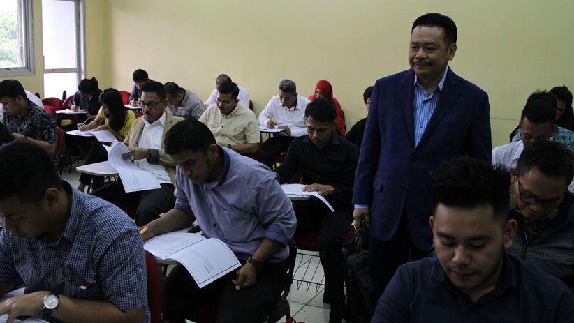 Peradi Gelar Ujian Profesi Advokat 2018 - Bagian 1