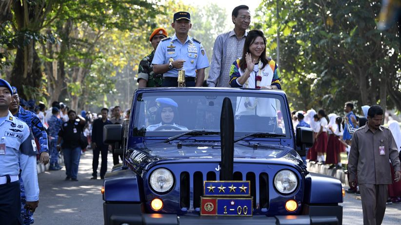 Pesawat TNI AU Kawal Kedatangan Api Obor Asian Games 2018  - Bagian 6