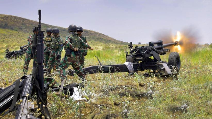 Sejarah, Prajurit Marinir TNI AL Latihan Menembak Meriam Howitzer 105 Mm di Hawaii - Bagian 5