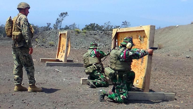 Prajurit Intai Amfibi Korps Marinir TNI AL Menembak Sniper di Hawaii - Bagian 6