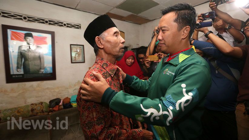 Menpora Kunjungi Mantan Altet Tunanetra di Surabaya - Bagian 4