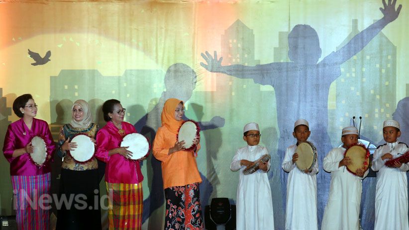 Surabaya Kembali Raih Penghargaan Kota Layak Anak - Bagian 4