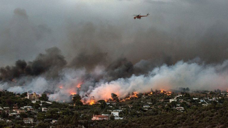 Foto-Foto Kebakaran Hutan di Yunani, 74 Orang Tewas  - Bagian 4