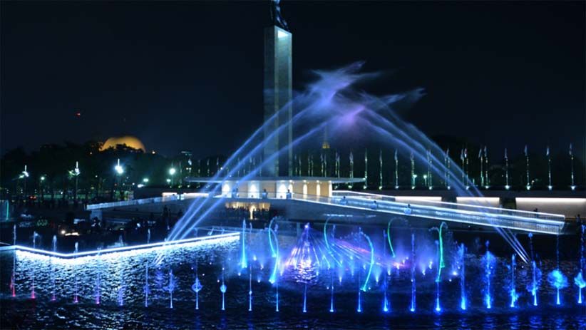 Melihat Keindahan Air Mancur Menari di Taman Lapangan Banteng - Bagian 3