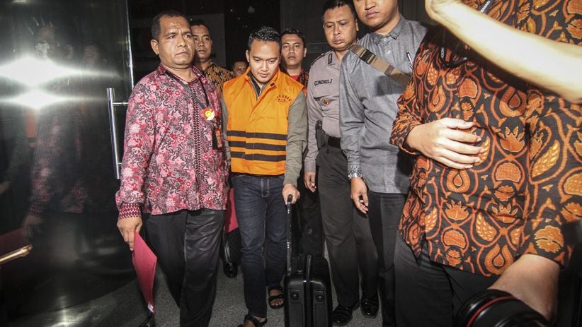 Deretan Tersangka dan Barang Bukti OTT Lampung Selatan - Bagian 5