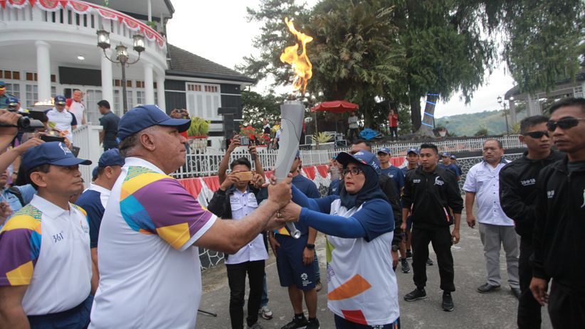 Pawai Obor Asian Games 2018 Menjelajah Danau Toba - Bagian 2