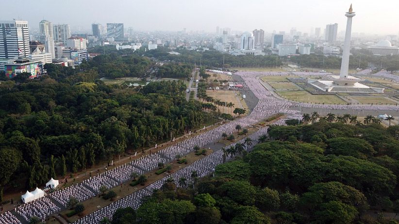 Foto 65 Ribu Warga Senam Poco-Poco Pecahkan Rekor Dunia - Bagian 2