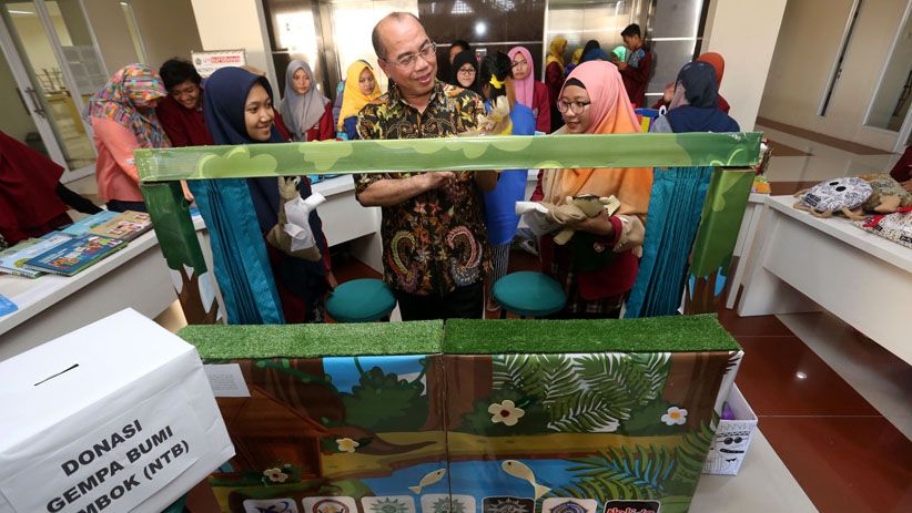 UM Surabaya Donasikan Mainan Edukatif untuk Anak Korban Gempa Lombok - Bagian 2
