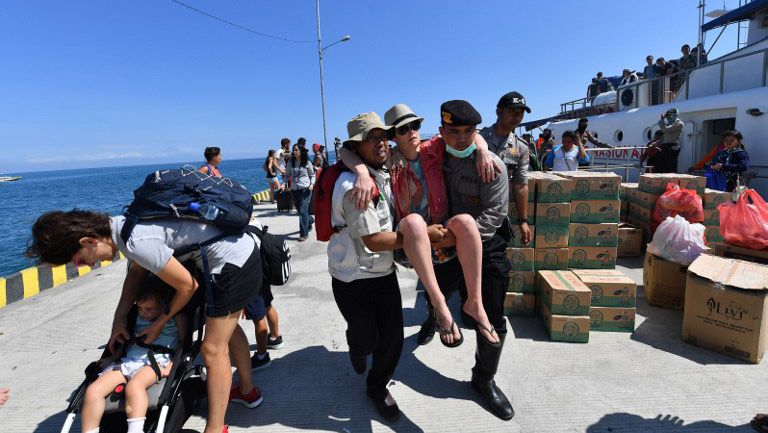Turis Asing Masih Terus Dievakuasi dari Gili Trawangan - Bagian 2