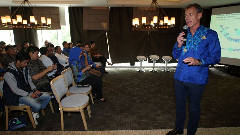 XL Axiata Luncurkan Paket XL Biz dengan Office 365 - Bagian 3