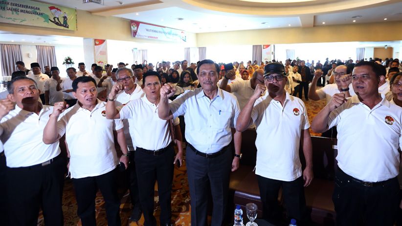 Luhut dan Purnawirawan TNI Deklarasi Dukung Jokowi-Ma'ruf Amin  - Bagian 2