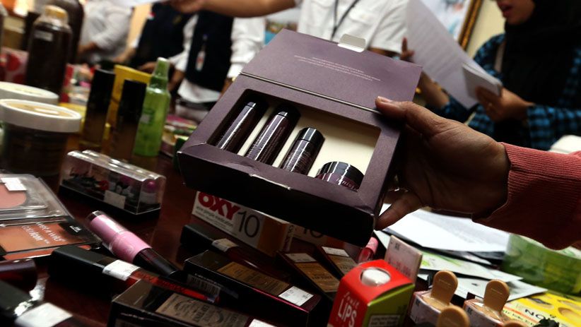 BPOM Surabaya Amankan Kosmetik dan Obat-obatan Ilegal Senilai Rp3,1 M - Bagian 4