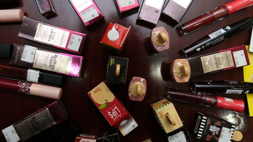 BPOM Surabaya Amankan Kosmetik dan Obat-obatan Ilegal Senilai Rp3,1 M - Bagian 5