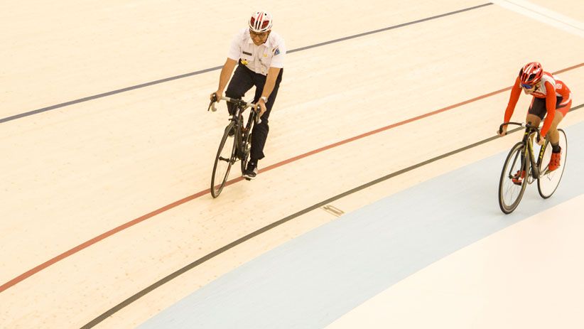 Gubernur Anies Bersepeda bersama Atlet Asian Games 2018 di Velodrome - Bagian 2