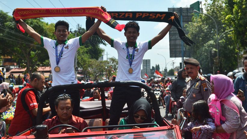 Si Kembar Bagas-Bagus, Pemain Timnas U-16 Diarak Keliling Kota Magelang - Bagian 1
