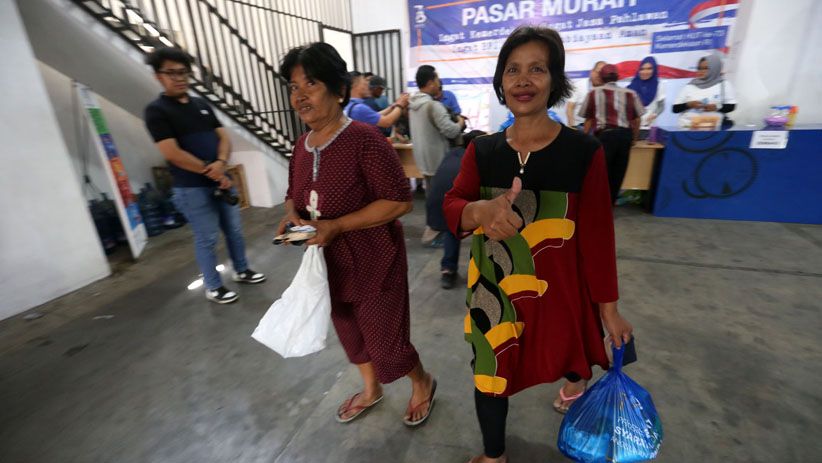 Sambut HUT RI ke-73, BFI Gelar Pasar Sembako Murah di 6 Kota - Bagian 6