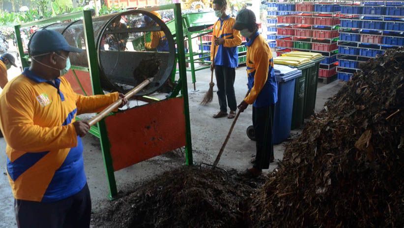 Surabaya Gunakan Teknologi Ulat untuk Pengolahan Sampah Organik - Bagian 3