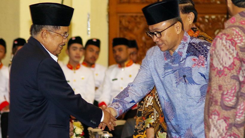 Wapres Jusuf Kalla Hadiri Peringatan Hari Konstitusi - Bagian 2