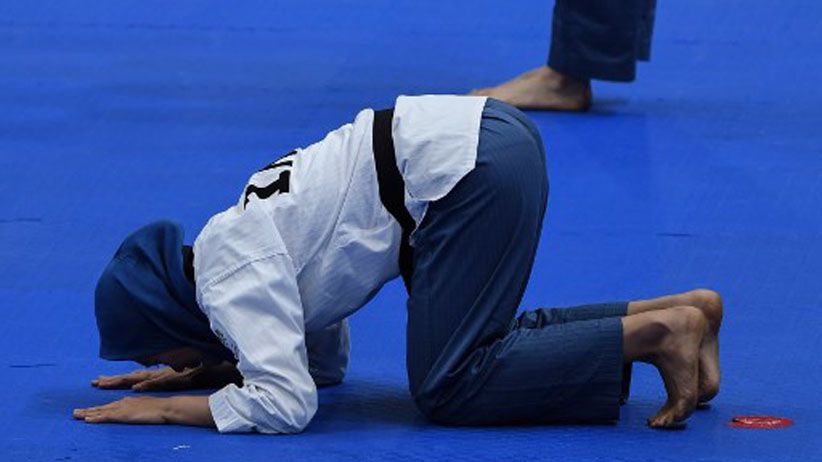 Senyum Taekwondoin Defia Rosmaniar, Sumbang Emas Pertama untuk Indonesia - Bagian 5