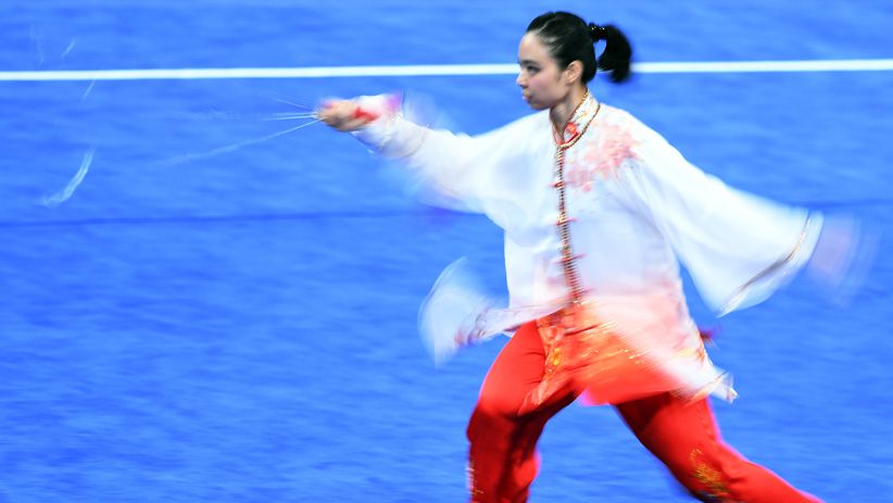 Momen Jokowi Beri Jempol ke Atlet Wushu Lindswell - Bagian 4