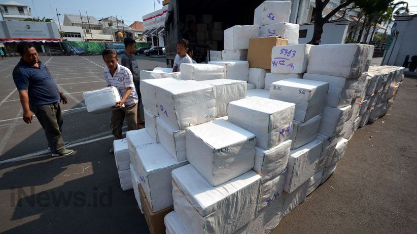 Polisi Gagalkan Peredaran 7 Juta Pil Koplo di Surabaya - Bagian 4