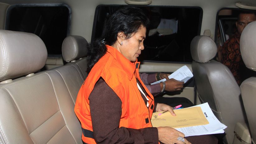 KPK Tahan Hakim Ad Hoc Tipikor PN Medan Merry Purba  - Bagian 3