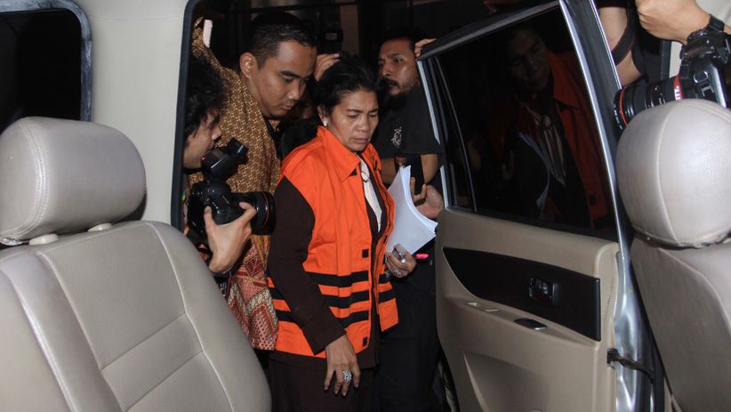 KPK Tahan Hakim Ad Hoc Tipikor PN Medan Merry Purba  - Bagian 2