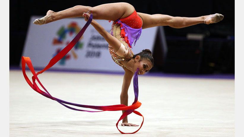 Aksi Atlet Cantik di Final Senam Ritmik Asian Games 2018 - Bagian 11