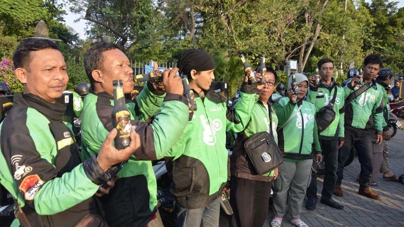 Panther Energy bersama Driver Ojek Online Promosi Film Wiro Sableng - Bagian 4