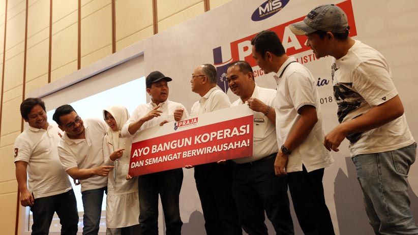 Dorong Potensi Koperasi, MIS Group Gelar Apresiasi Jurnalistik PRAJA 2018 - Bagian 2