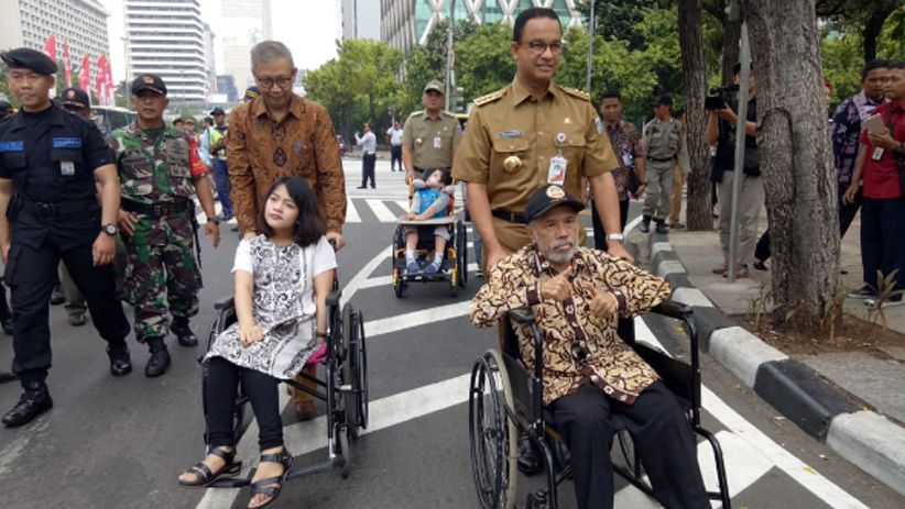Gubernur Anies Resmikan Jalur Khusus Disabilitas di Halte Transjakarta BI - Bagian 3