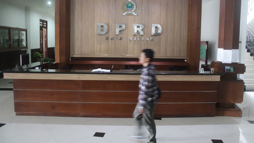 41 Anggota Dewan Jadi Tersangka, Kantor DPRD Kota Malang Kosong - Bagian 2