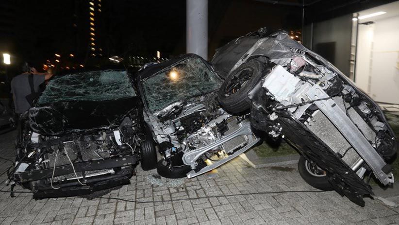 Jepang Dihantam Angin Topan Terkuat, Ribuan Kendaraan Rusak Parah - Bagian 3