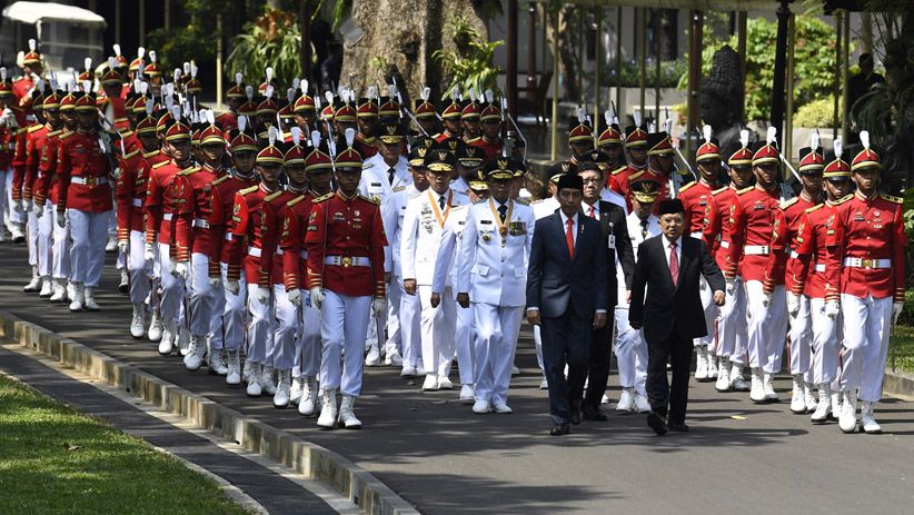 Kirab 9 Gubernur dan Wakil Gubernur sebelum Dilantik Presiden Jokowi - Bagian 3