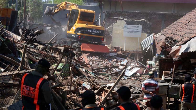 Pedagang Protes Lapak Pasar Keputran Digusur Tanpa Pemberitahuan  - Bagian 2