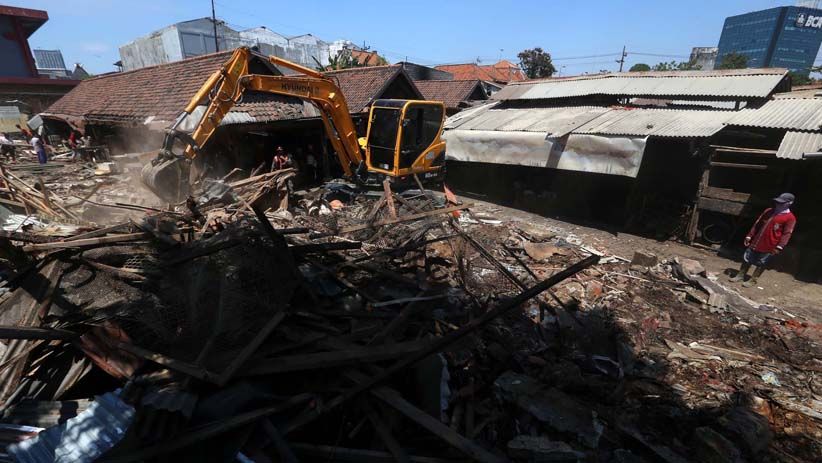 Pedagang Protes Lapak Pasar Keputran Digusur Tanpa Pemberitahuan  - Bagian 1