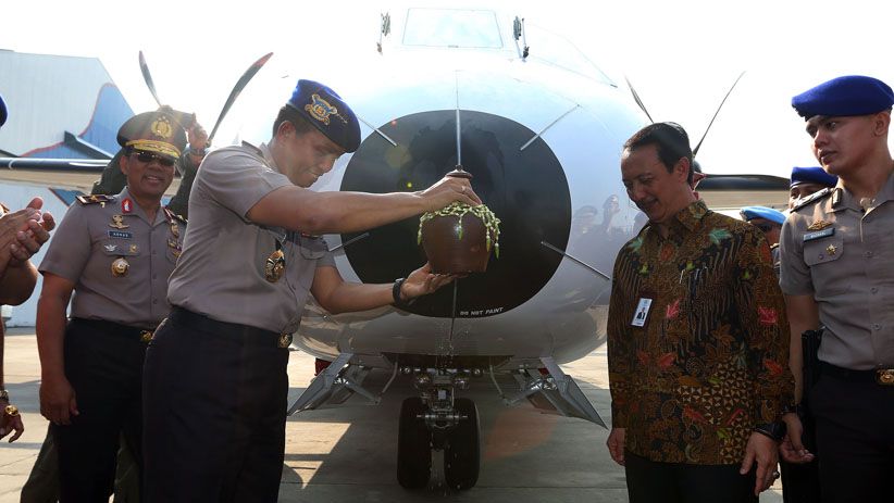 PT DI Serahkan Pesawat CN 295 kepada Polri - Bagian 3