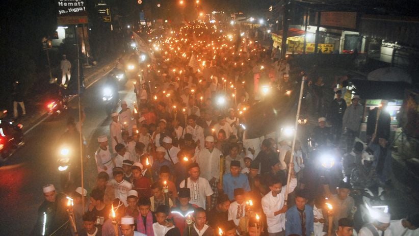 Foto-Foto Pawai Obor Tahun Baru Islam 1440 Hijriah di Berbagai Daerah - Bagian 8
