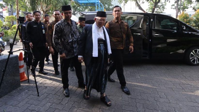 KH Ma'ruf Amin Tiba di Kantor Tim Kampanye Nasional - Bagian 2