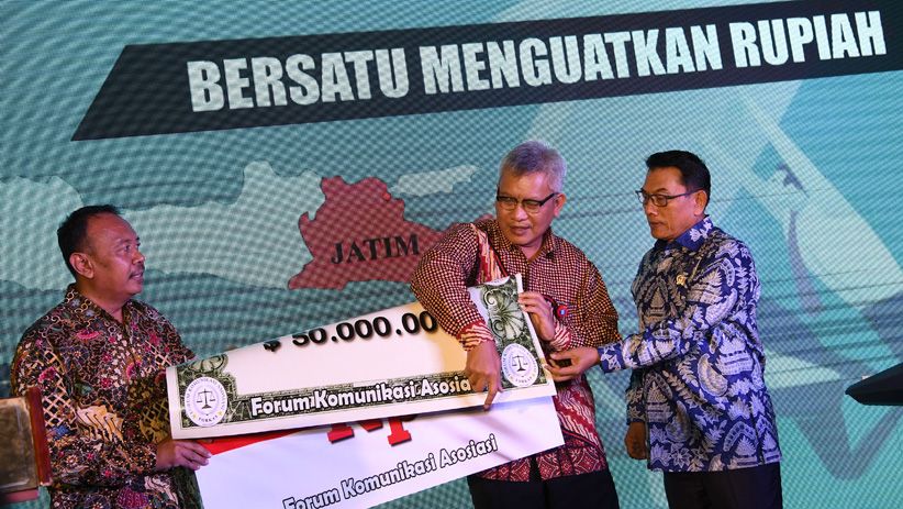 Forkas Serahkan 50 Juta Dolar AS untuk Ditukar Jadi Rupiah - Bagian 2
